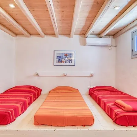 Chroma House - Sea View Holiday home *